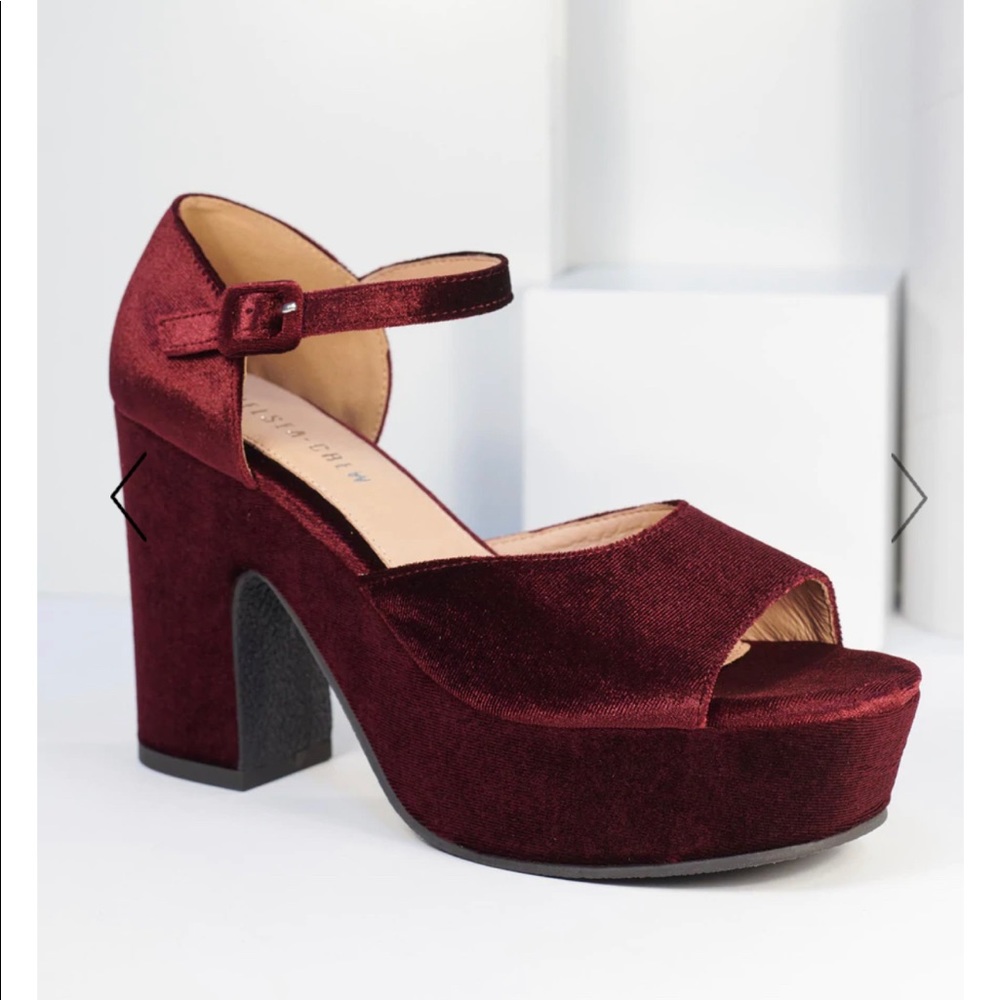 Chelsea Crew Peep Toe Burgundy Platform Heels Size 9-9.5